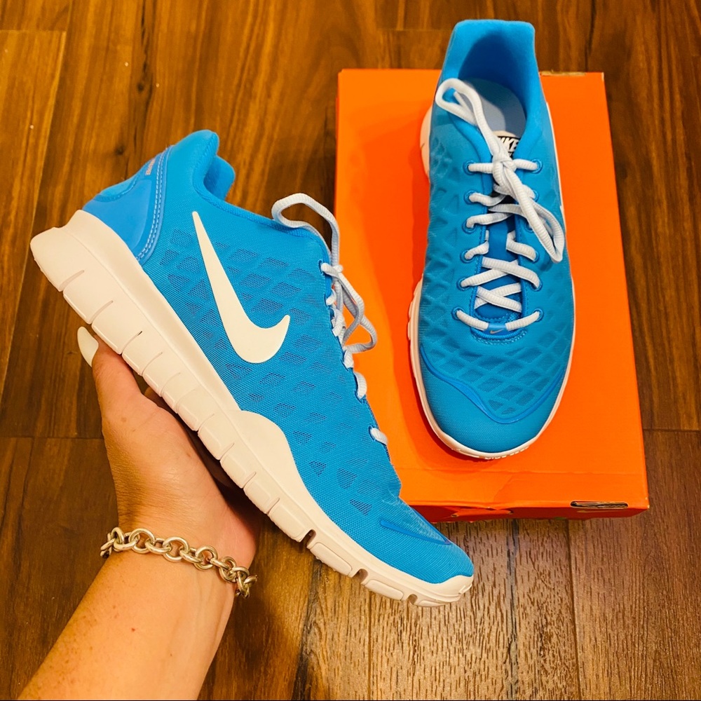 NWB Nike Free TR Fit Light Blue Running Shoes - Picture 2 of 6
